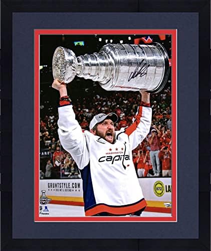 ממוסגר אלכס אובצ'קין וושינגטון בירות 2018 אלופת גביע סטנלי חתימה בתצלום 16 x 20 גידול גביע - תמונות NHL עם חתימה